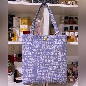 CHANEL 💙 Denim Turnlock Tote Bag